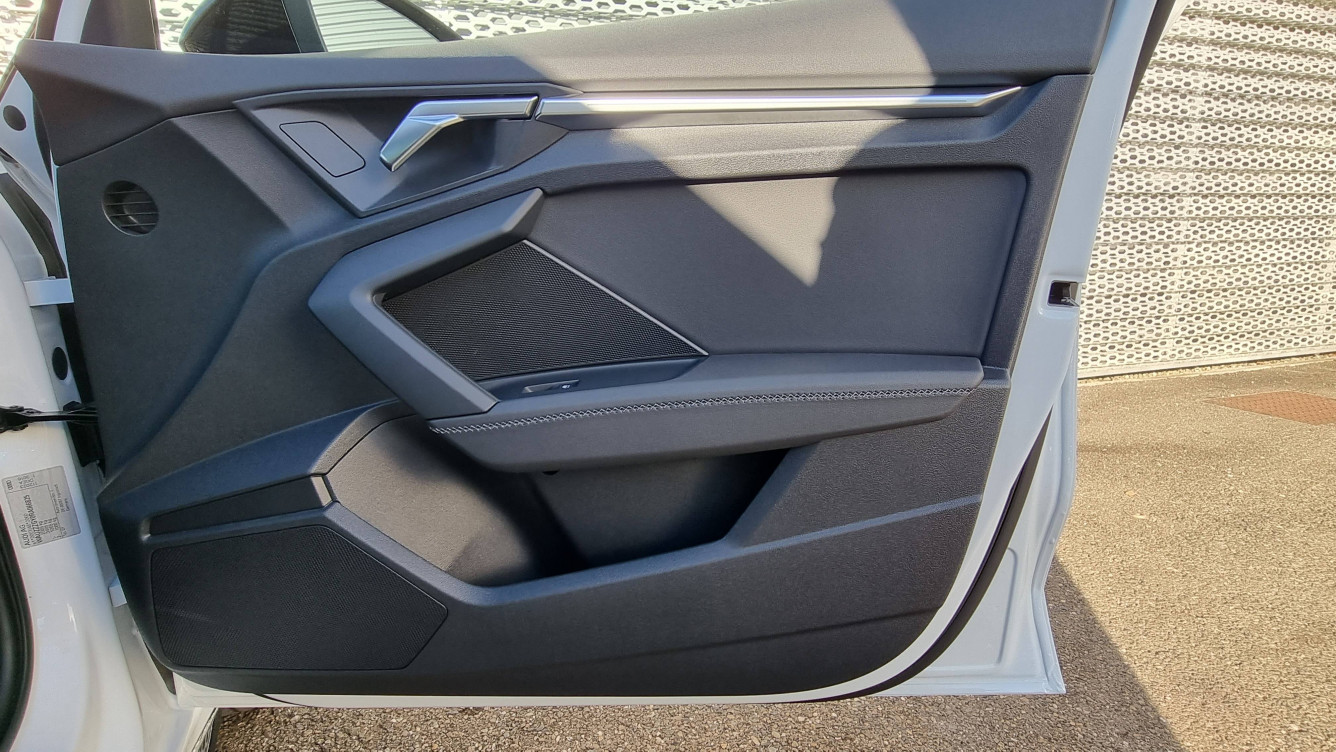 Acheter Audi A3 Sportback A3 Sportback 40 TFSIe 204 S tronic 6 S Line 5p occasion dans les concessions du Groupe Faurie