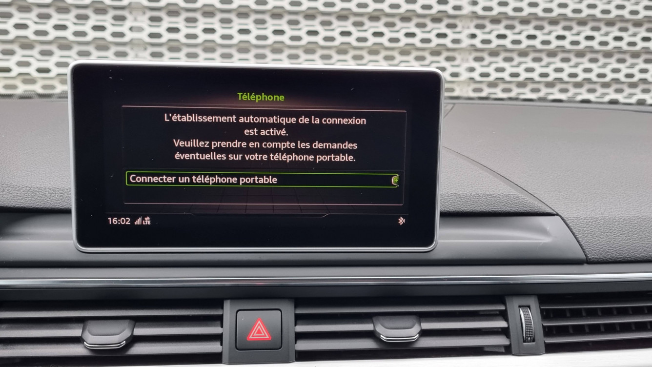 Acheter Audi A4 Avant A4 Avant 2.0 TDI 150 S tronic 7 S line 5p occasion dans les concessions du Groupe Faurie