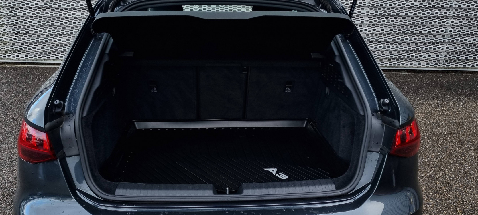 Acheter Audi A3 Sportback A3 Sportback 35 TDI 150 S tronic 7 Design Luxe 5p occasion dans les concessions du Groupe Faurie