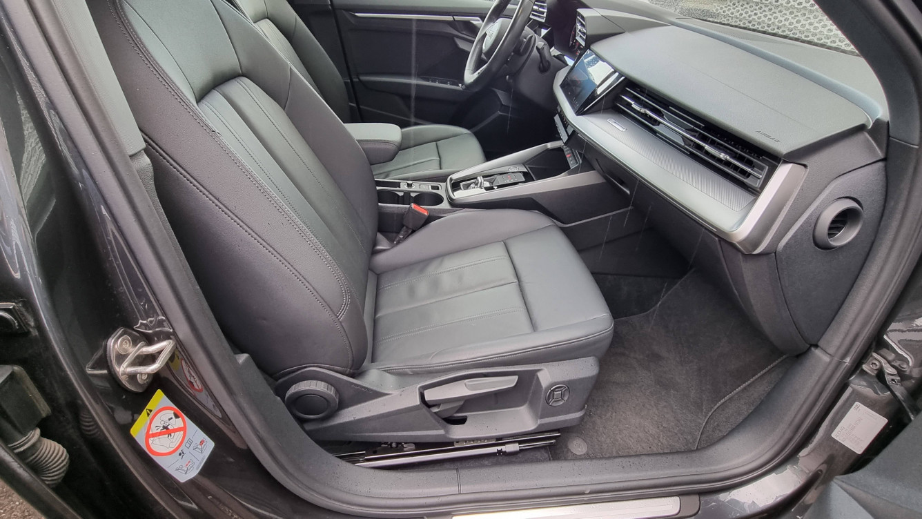 Acheter Audi A3 Sportback A3 Sportback 35 TDI 150 S tronic 7 Design Luxe 5p occasion dans les concessions du Groupe Faurie