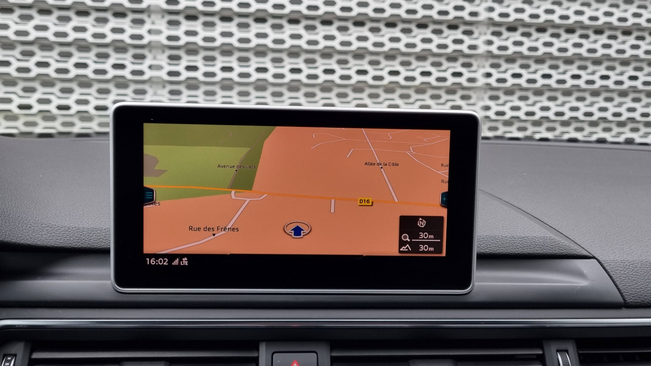 Acheter Audi A4 Avant A4 Avant 2.0 TDI 150 S tronic 7 S line 5p occasion dans les concessions du Groupe Faurie