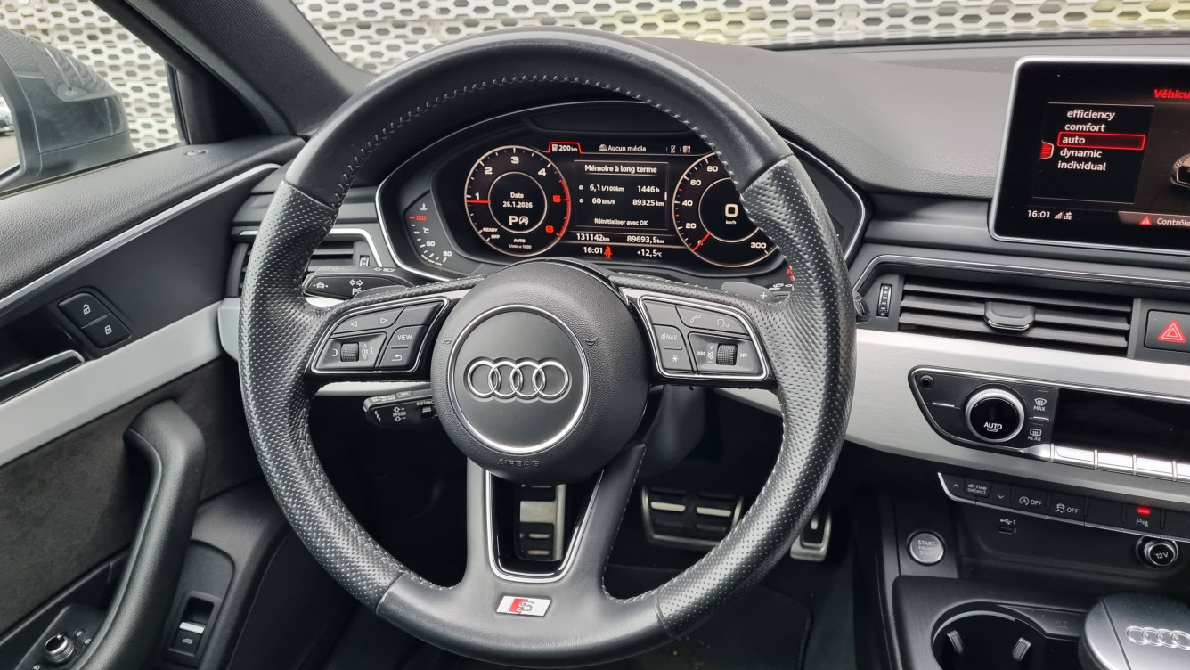 Acheter Audi A4 Avant A4 Avant 2.0 TDI 150 S tronic 7 S line 5p occasion dans les concessions du Groupe Faurie