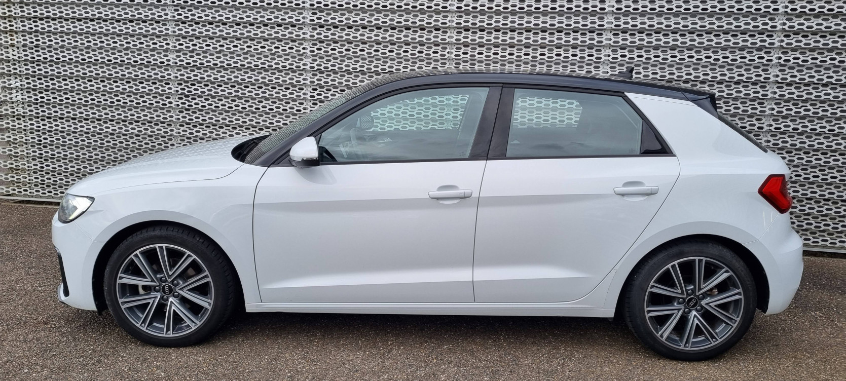 Acheter Audi A1 Sportback A1 Sportback 30 TFSI 110 ch BVM6 Advanced 2 5p occasion dans les concessions du Groupe Faurie