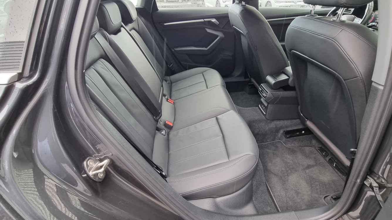 Acheter Audi A3 Sportback A3 Sportback 35 TDI 150 S tronic 7 Design Luxe 5p occasion dans les concessions du Groupe Faurie
