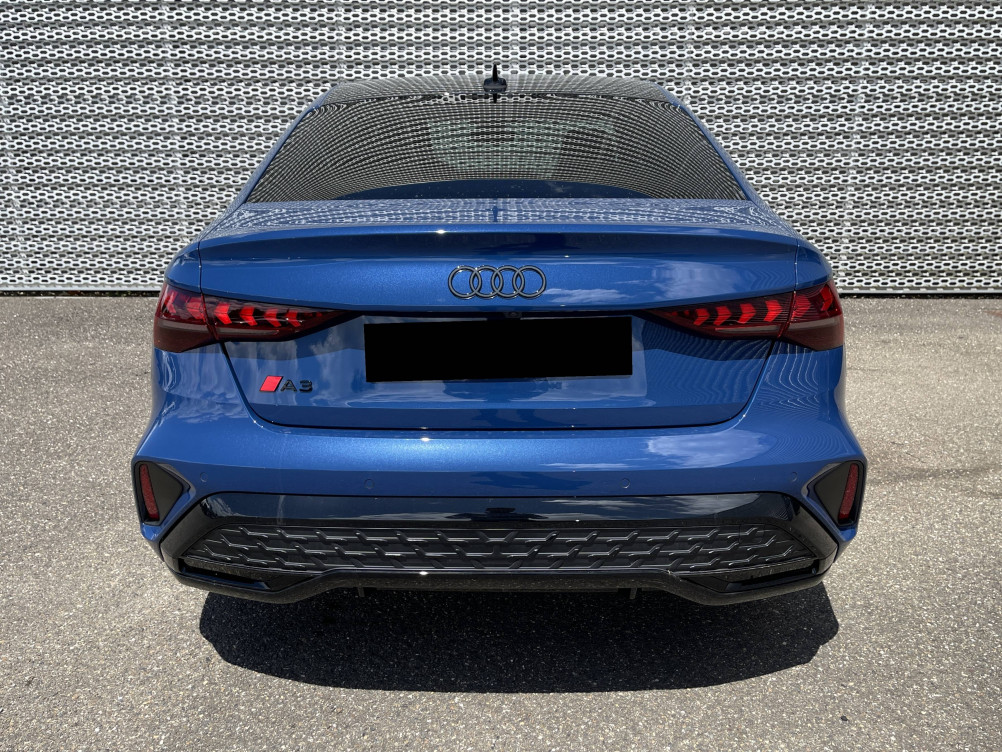 Acheter Audi A3 A3 Berline TFSI Mild Hybrid 150 S tronic 7 S line 4p neuf dans les concessions du Groupe Faurie