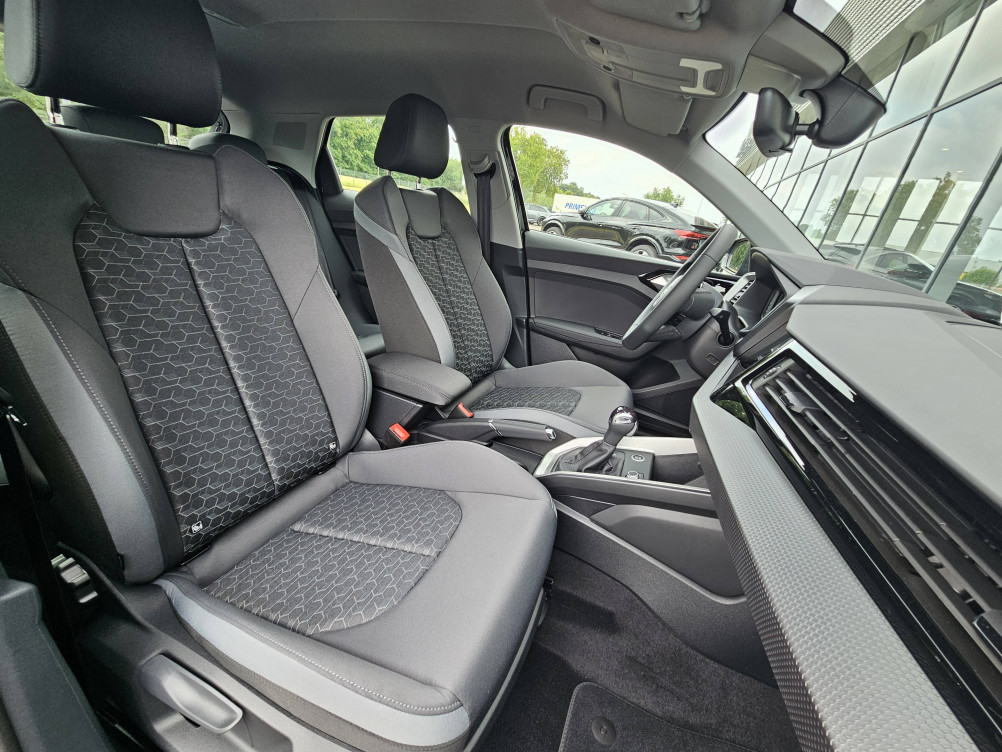 Acheter Audi A1 Sportback A1 Sportback 30 TFSI 116 ch S tronic 7 Design 5p neuf dans les concessions du Groupe Faurie