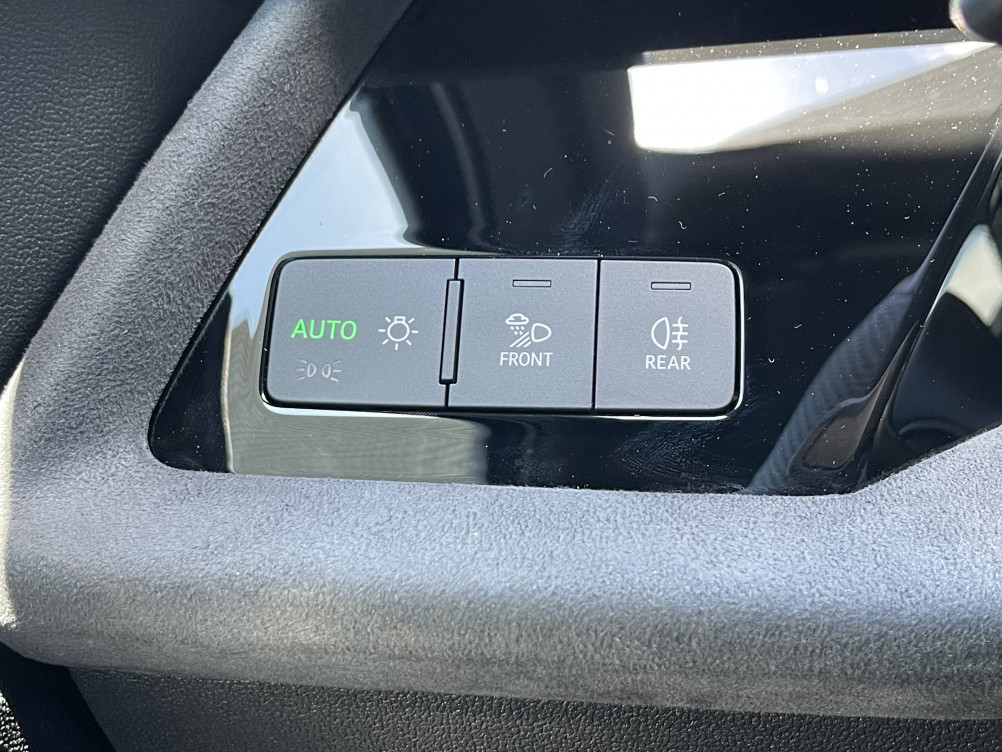 Acheter Audi A3 A3 Berline TFSI Mild Hybrid 150 S tronic 7 S line 4p neuf dans les concessions du Groupe Faurie