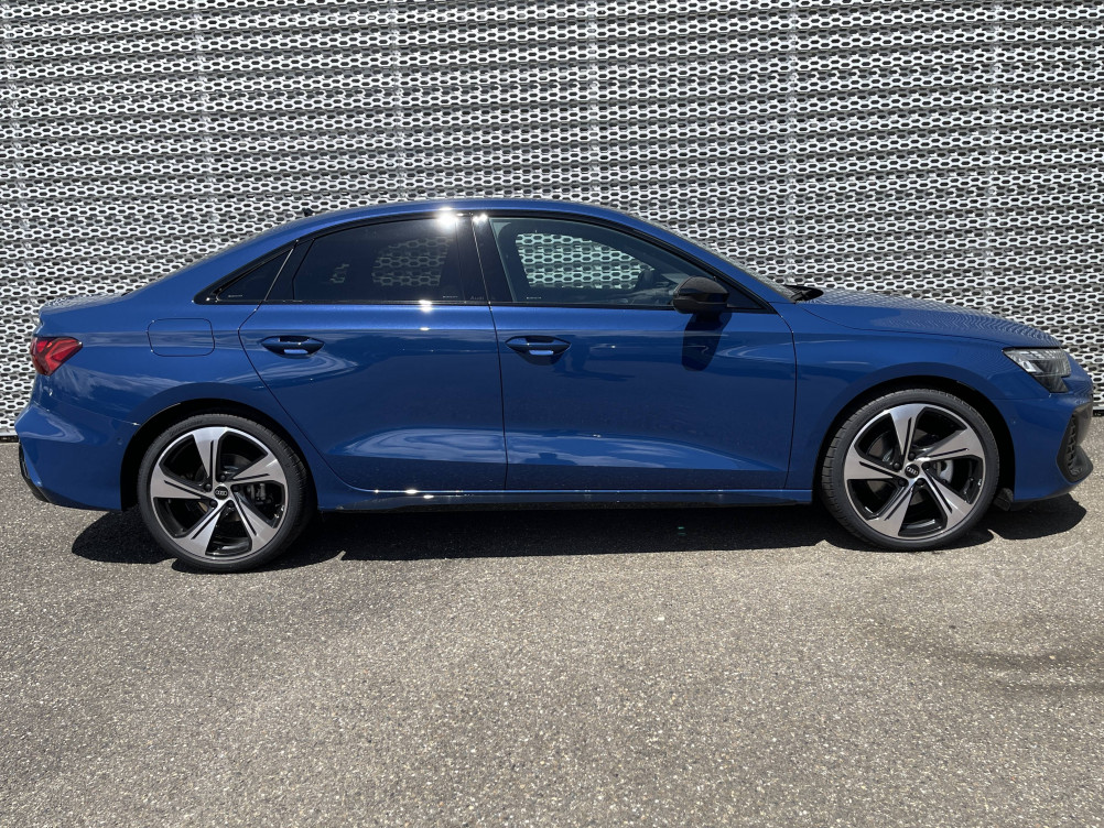 Acheter Audi A3 A3 Berline TFSI Mild Hybrid 150 S tronic 7 S line 4p neuf dans les concessions du Groupe Faurie