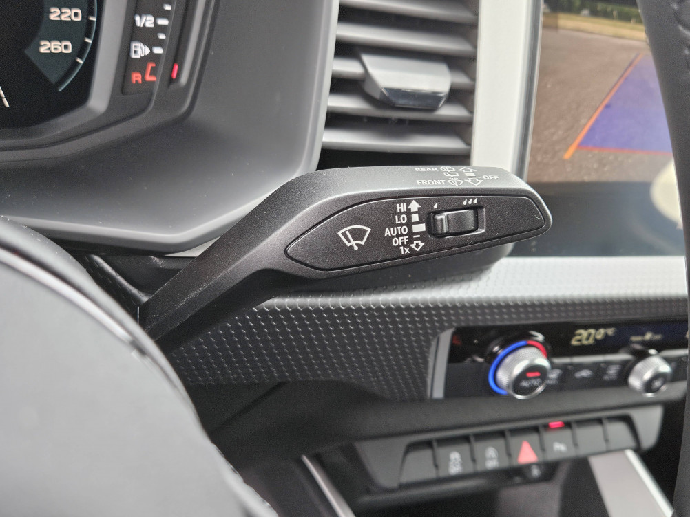 Acheter Audi A1 Sportback A1 Sportback 30 TFSI 116 ch S tronic 7 Design 5p neuf dans les concessions du Groupe Faurie