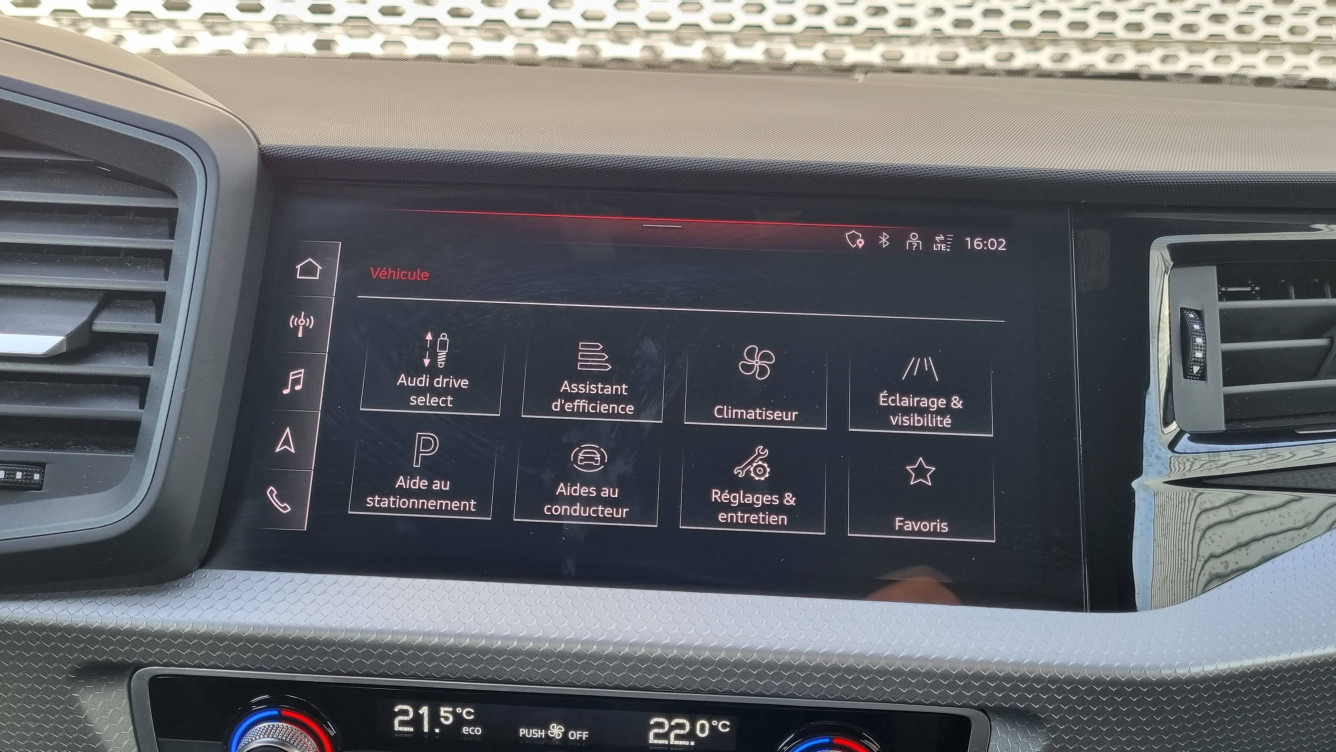 Acheter Audi A1 Sportback A1 Sportback 30 TFSI 110 ch S tronic 7 S Line 5p occasion dans les concessions du Groupe Faurie