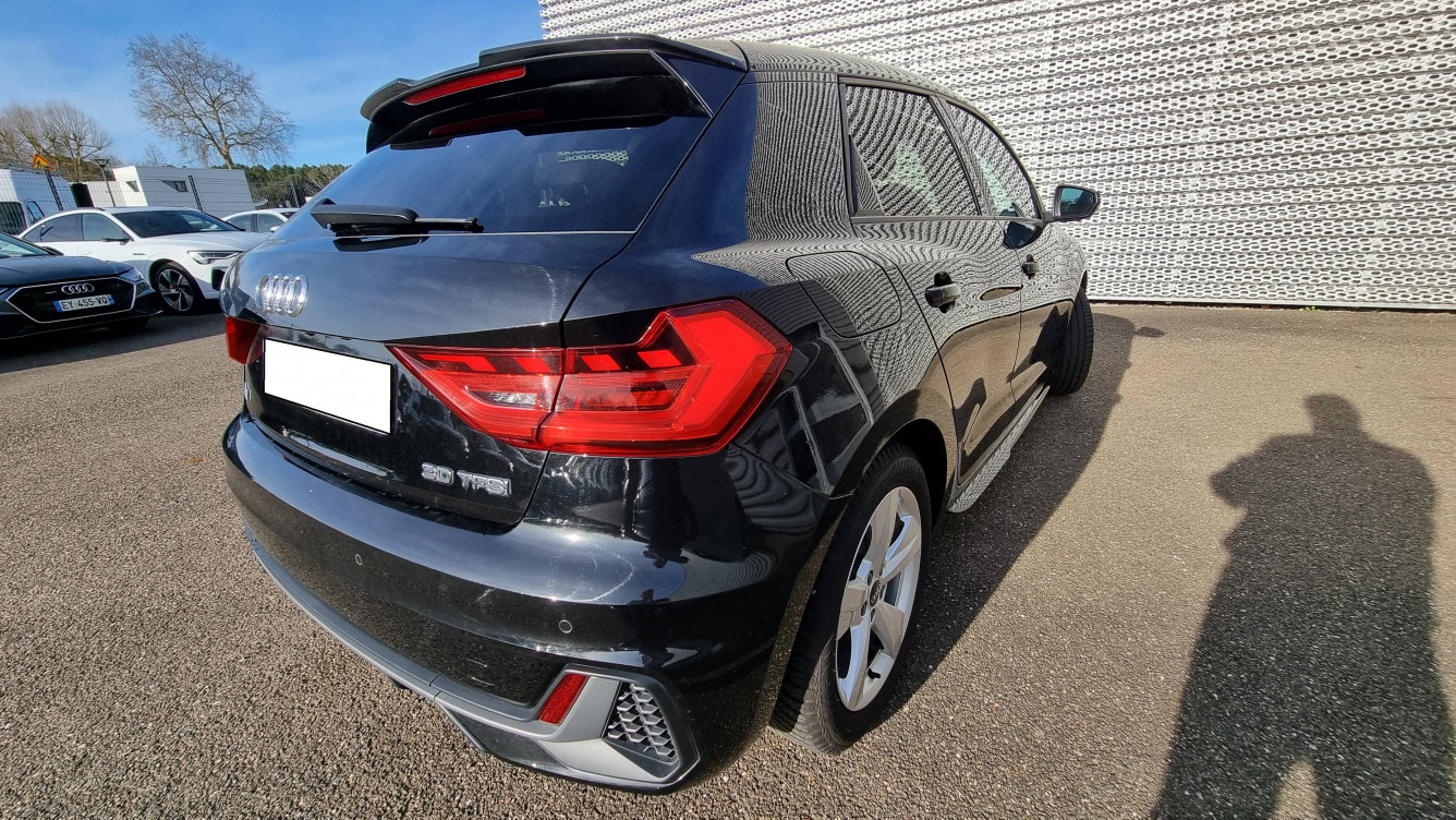 Acheter Audi A1 Sportback A1 Sportback 30 TFSI 110 ch S tronic 7 S Line 5p occasion dans les concessions du Groupe Faurie