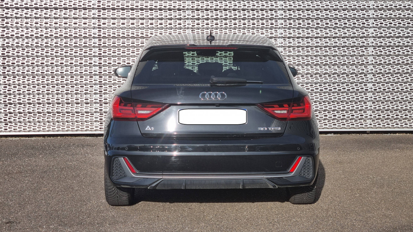 Acheter Audi A1 Sportback A1 Sportback 30 TFSI 110 ch S tronic 7 S Line 5p occasion dans les concessions du Groupe Faurie