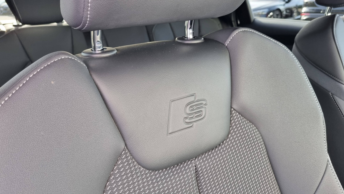 Acheter Audi A1 Sportback A1 Sportback 30 TFSI 110 ch S tronic 7 S Line 5p occasion dans les concessions du Groupe Faurie