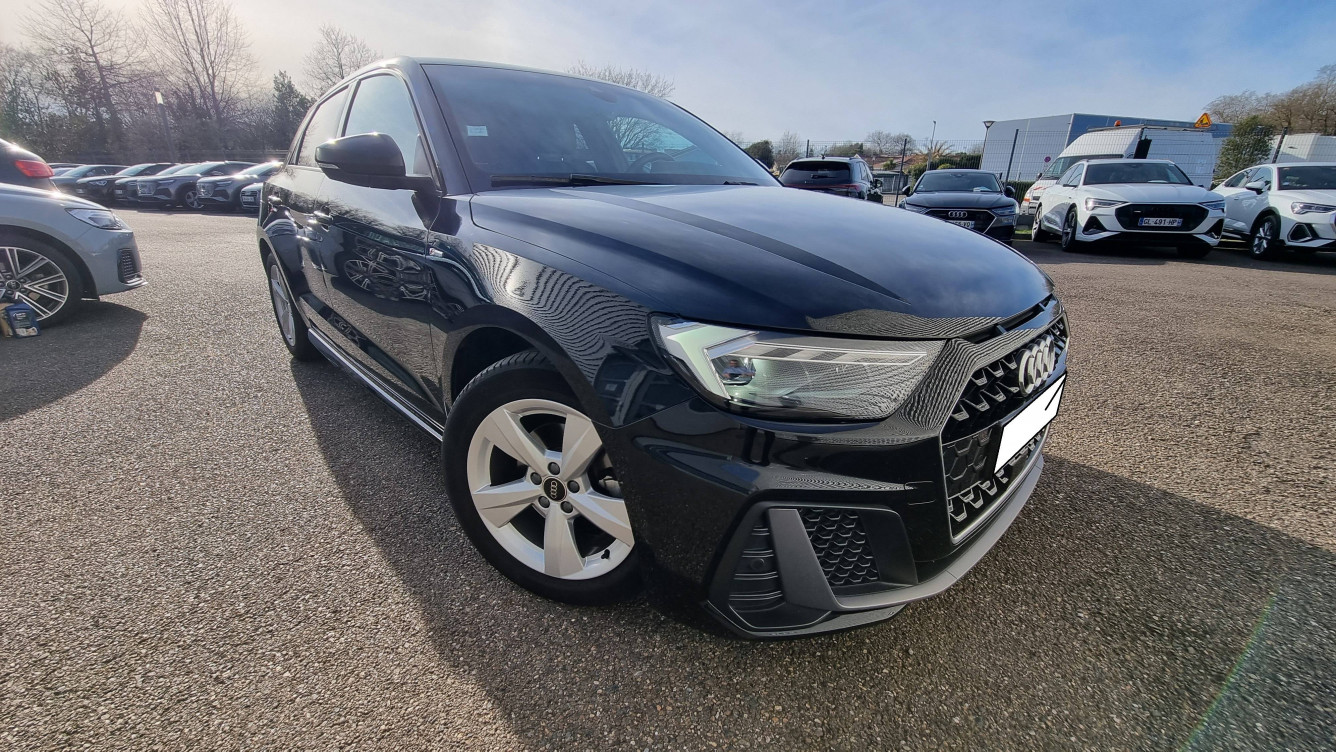 Acheter Audi A1 Sportback A1 Sportback 30 TFSI 110 ch S tronic 7 S Line 5p occasion dans les concessions du Groupe Faurie