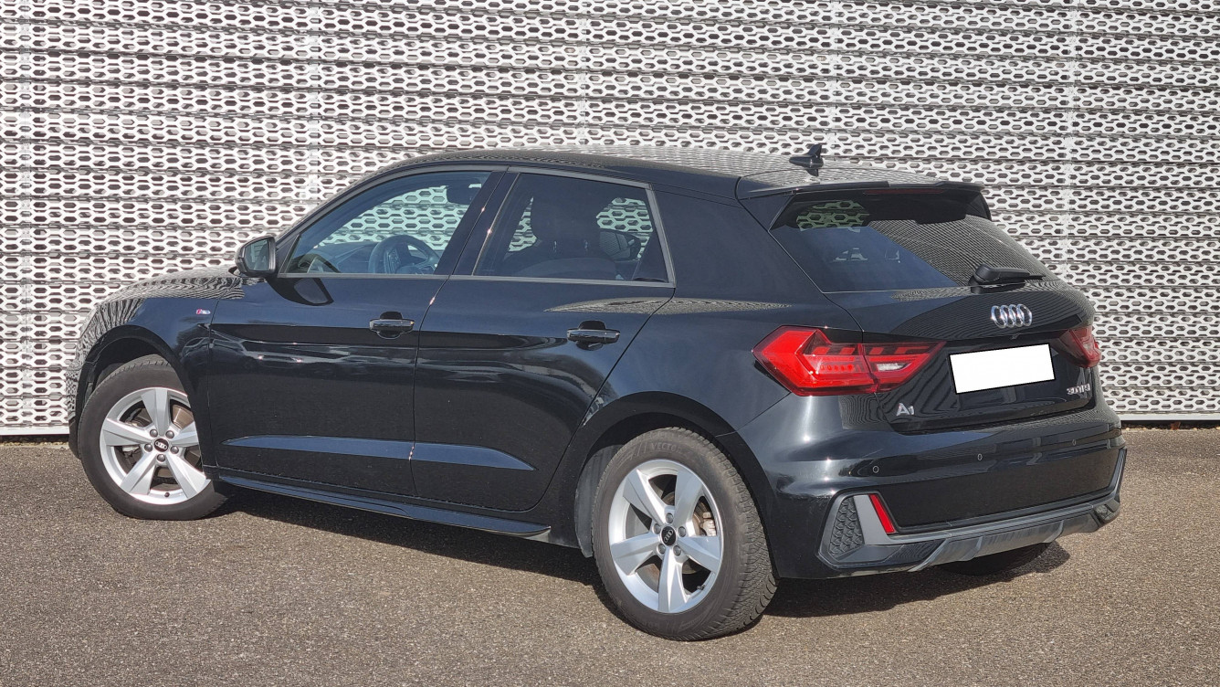 Acheter Audi A1 Sportback A1 Sportback 30 TFSI 110 ch S tronic 7 S Line 5p occasion dans les concessions du Groupe Faurie