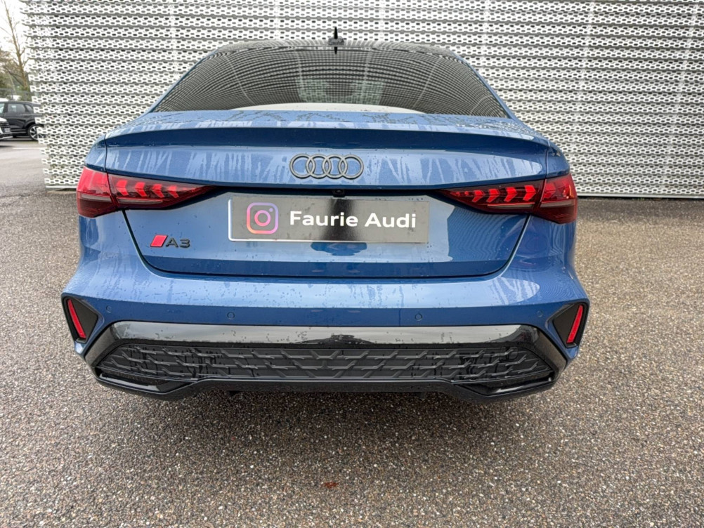 Acheter Audi A3 A3 Berline TFSI Mild Hybrid 150 S tronic 7 S line 4p neuf dans les concessions du Groupe Faurie