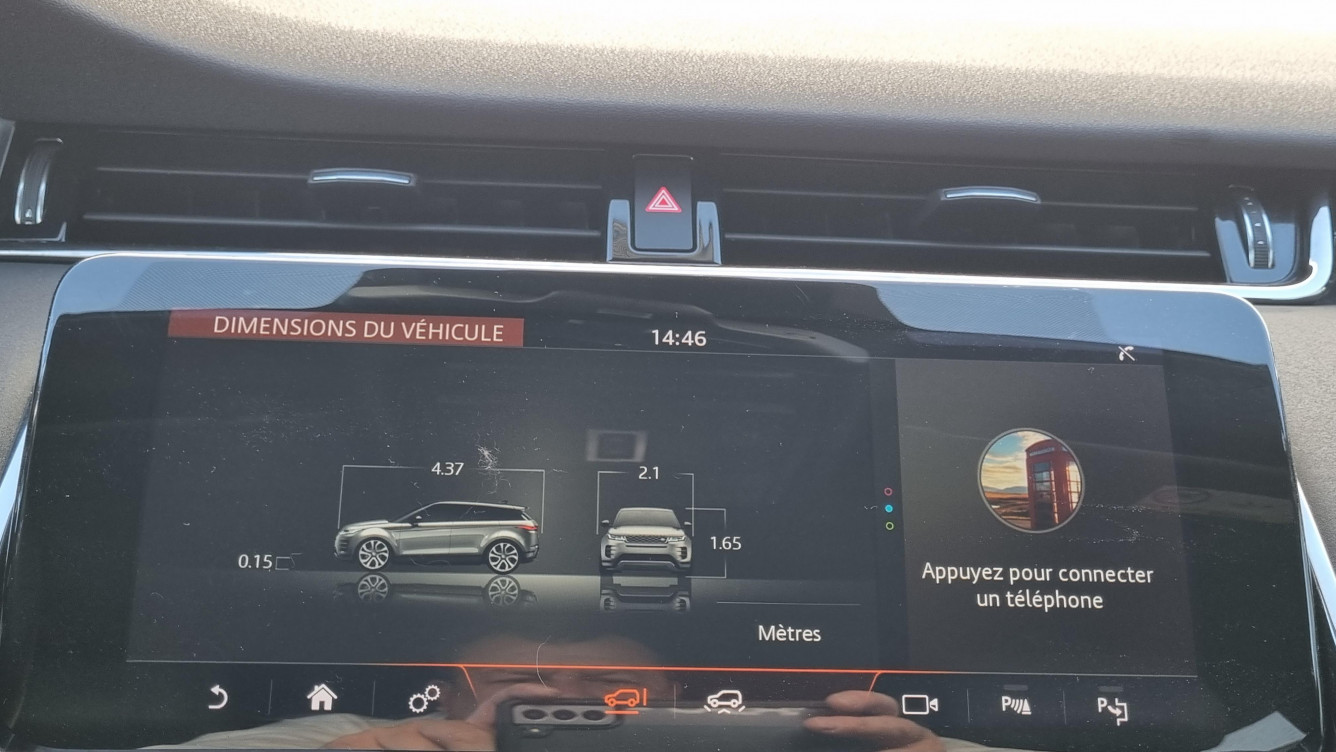 Acheter Land Rover Range Rover Evoque Range Rover Evoque P250 AWD BVA9 R-Dynamic SE 5p occasion dans les concessions du Groupe Faurie