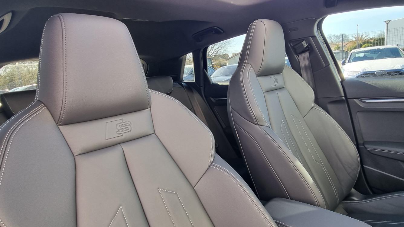 Acheter Audi A3 Sportback A3 Sportback TFSI Mild Hybrid 150 S tronic 7 S line 5p occasion dans les concessions du Groupe Faurie