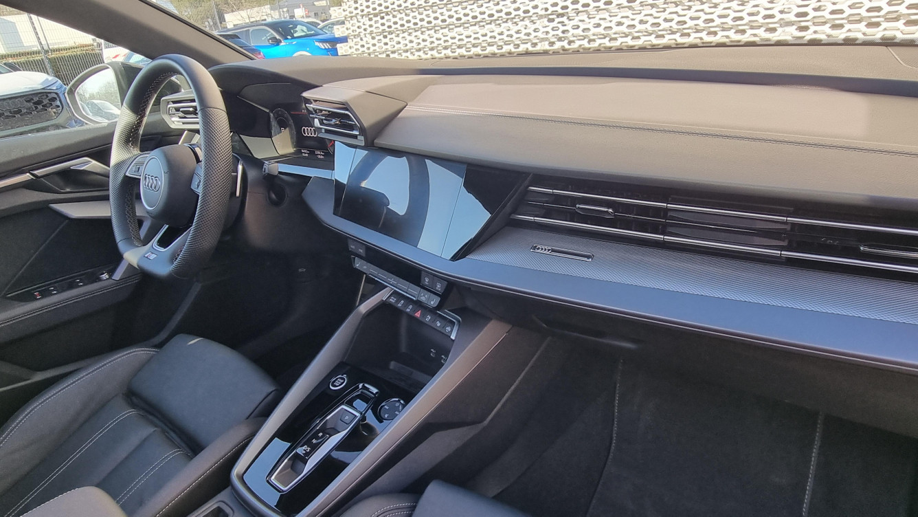 Acheter Audi A3 Sportback A3 Sportback TFSI Mild Hybrid 150 S tronic 7 S line 5p occasion dans les concessions du Groupe Faurie