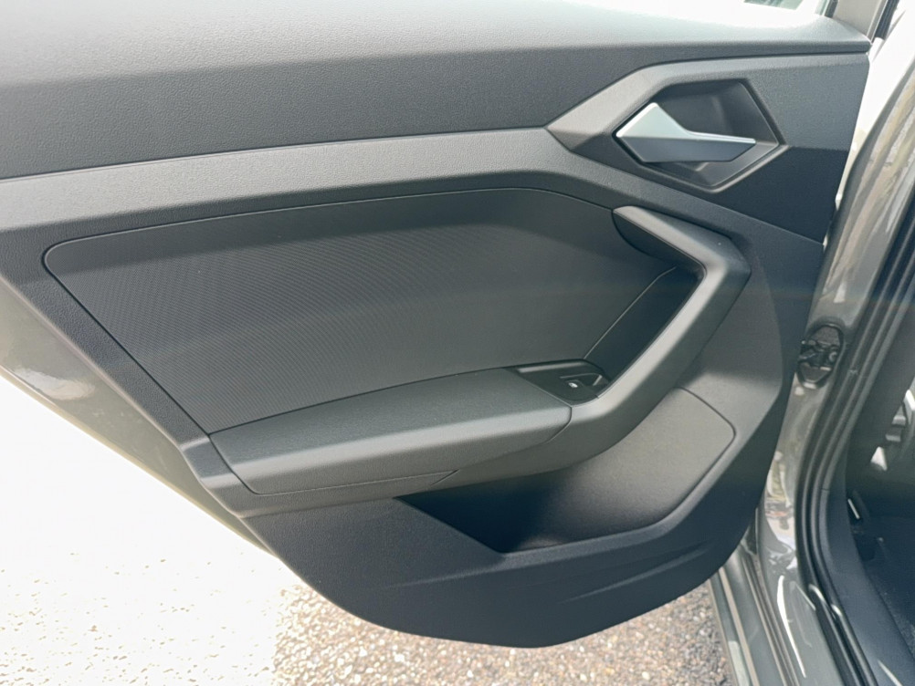 Acheter Audi A1 Sportback A1 Sportback 25 TFSI 95 ch BVM5 Design 5p neuf dans les concessions du Groupe Faurie