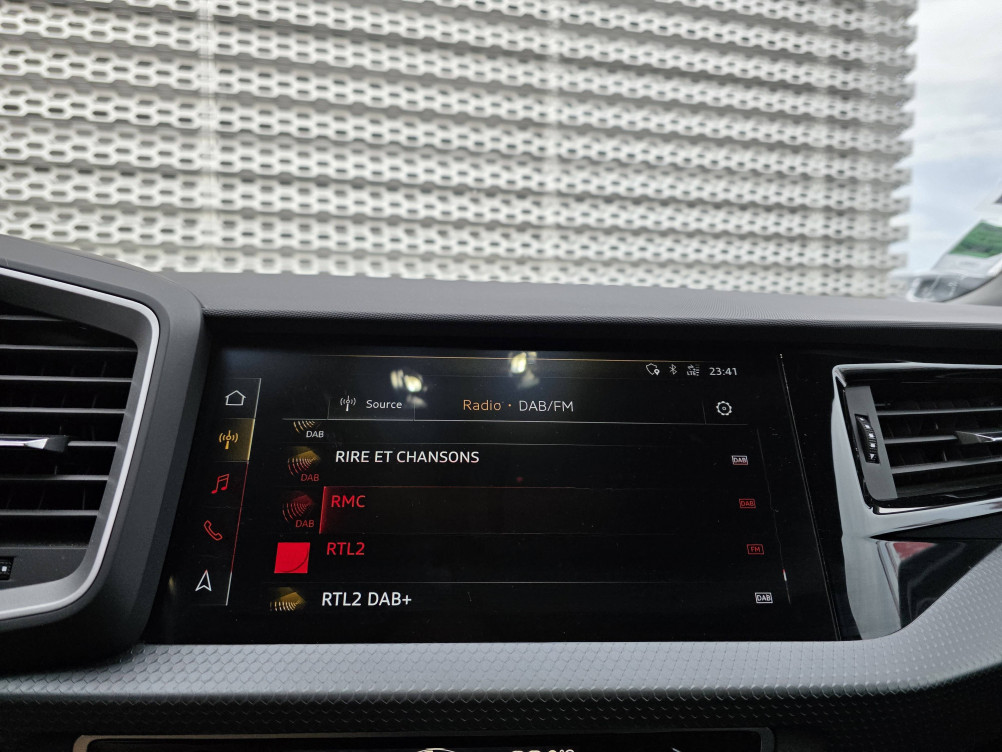 Acheter Audi A1 Citycarver A1 Citycarver 30 TFSI 116 ch S tronic 7 Design Luxe 5p occasion dans les concessions du Groupe Faurie