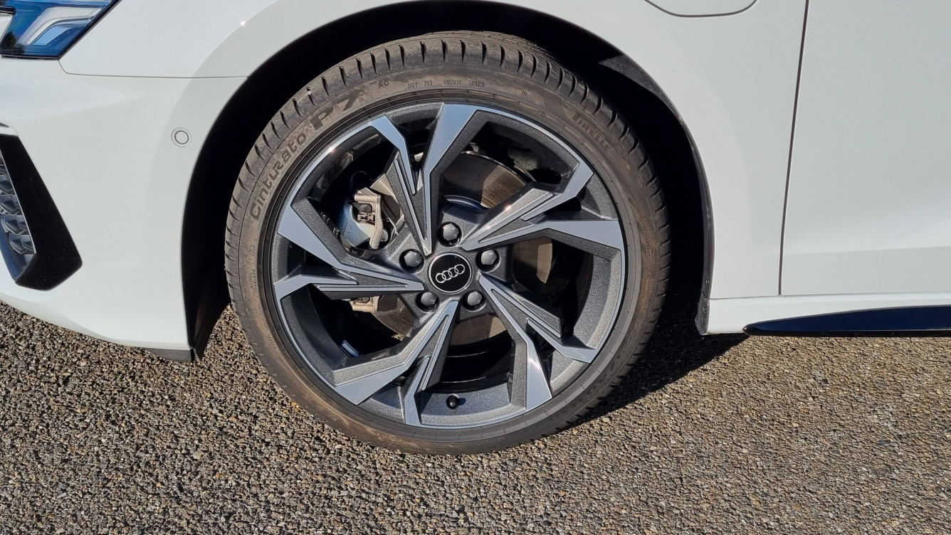 Acheter Audi A3 Sportback A3 Sportback 40 TFSIe 204 S tronic 6 S Line 5p occasion dans les concessions du Groupe Faurie