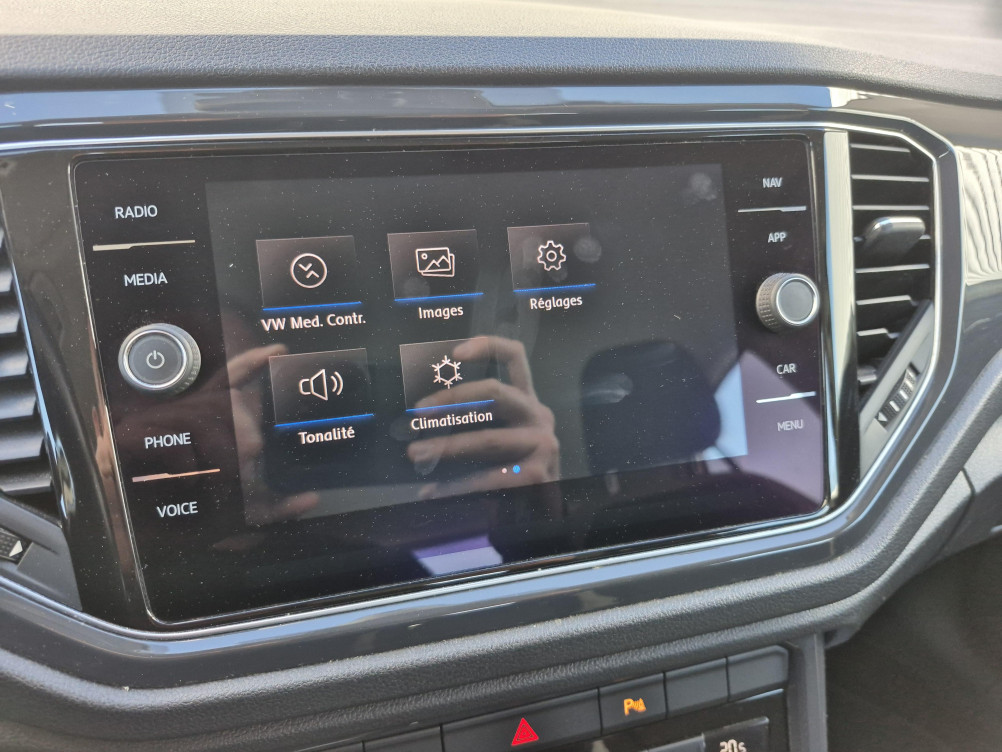 Acheter Volkswagen T-Roc T-Roc 1.5 TSI 150 EVO Start/Stop BVM6 Carat 5p occasion dans les concessions du Groupe Faurie