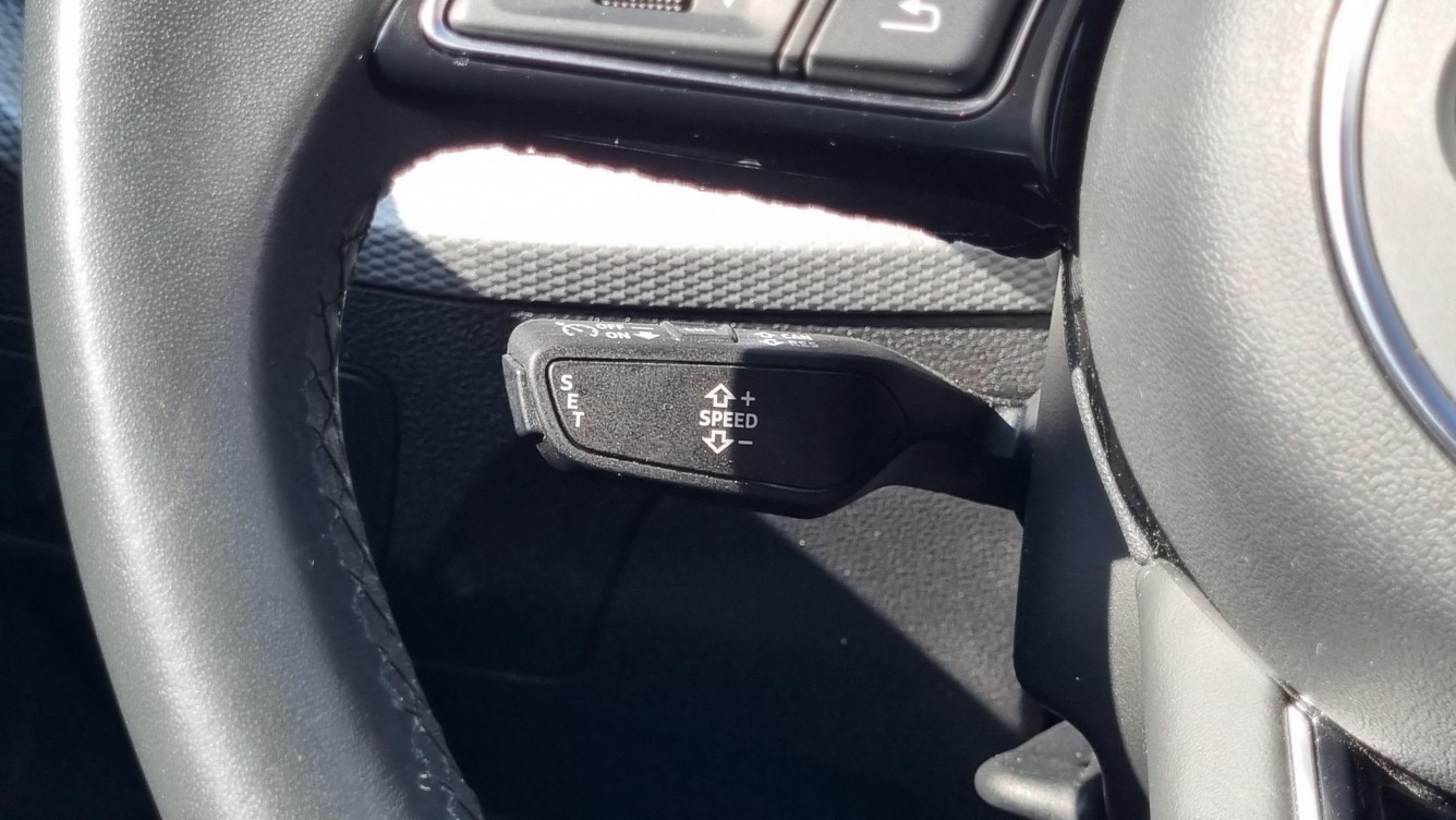 Acheter Audi Q2 Q2 30 TDI 116 S tronic 7 Business line 5p occasion dans les concessions du Groupe Faurie