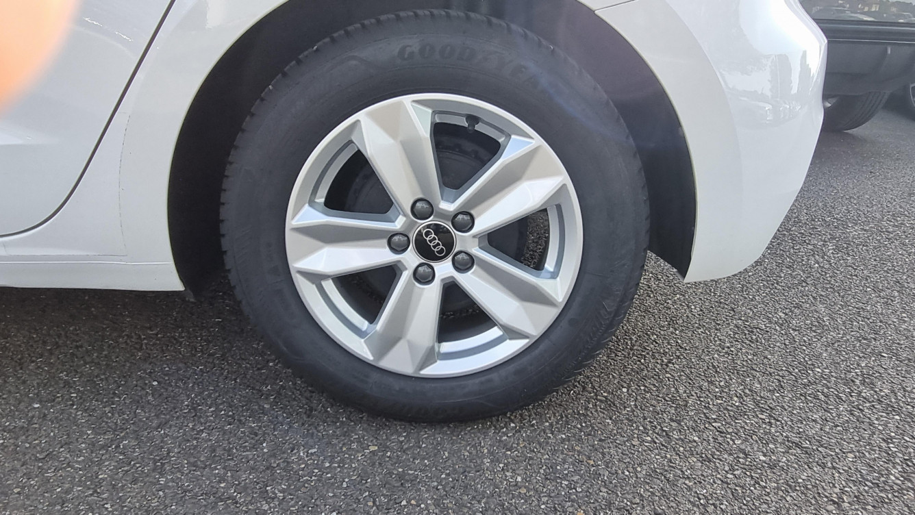 Acheter Audi A1 Sportback A1 Sportback 25 TFSI 95 ch BVM5 Entry 5p occasion dans les concessions du Groupe Faurie