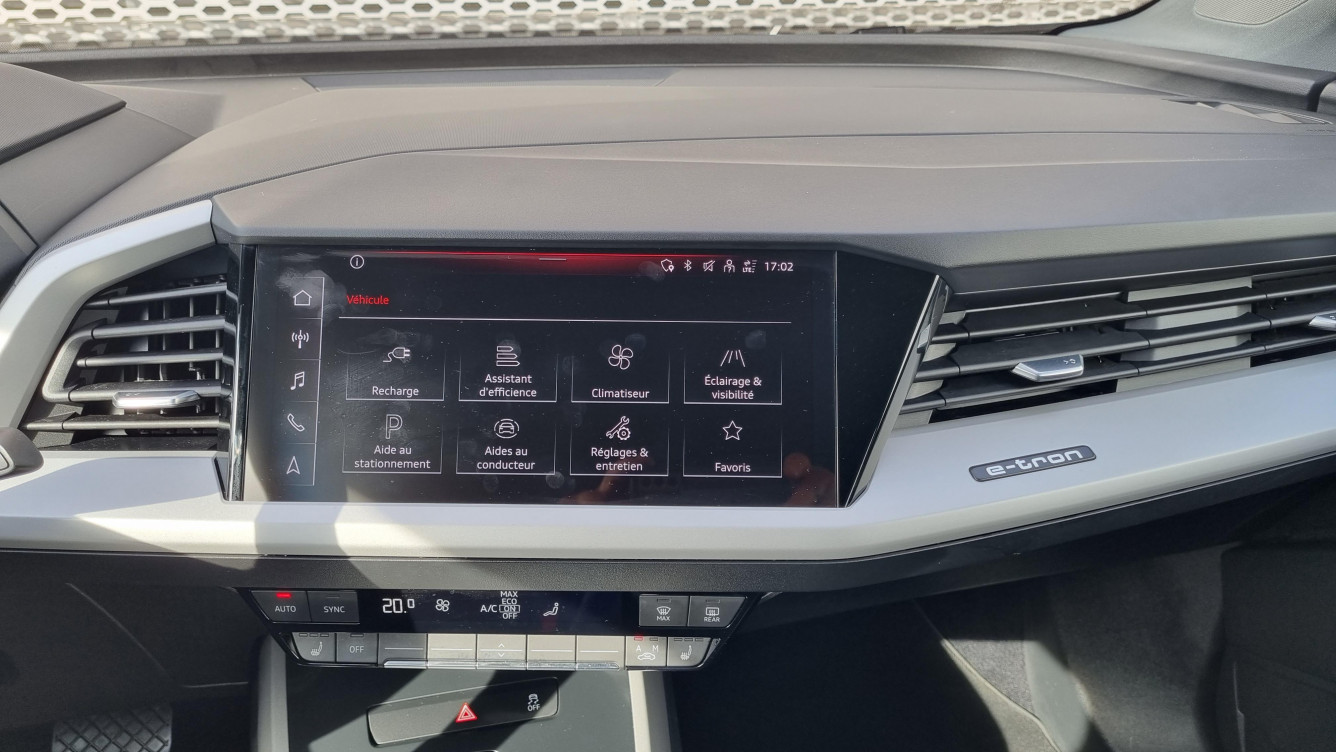 Acheter Audi Q4 Q4 e-tron 45 285 ch 82 kWh Design 5p occasion dans les concessions du Groupe Faurie