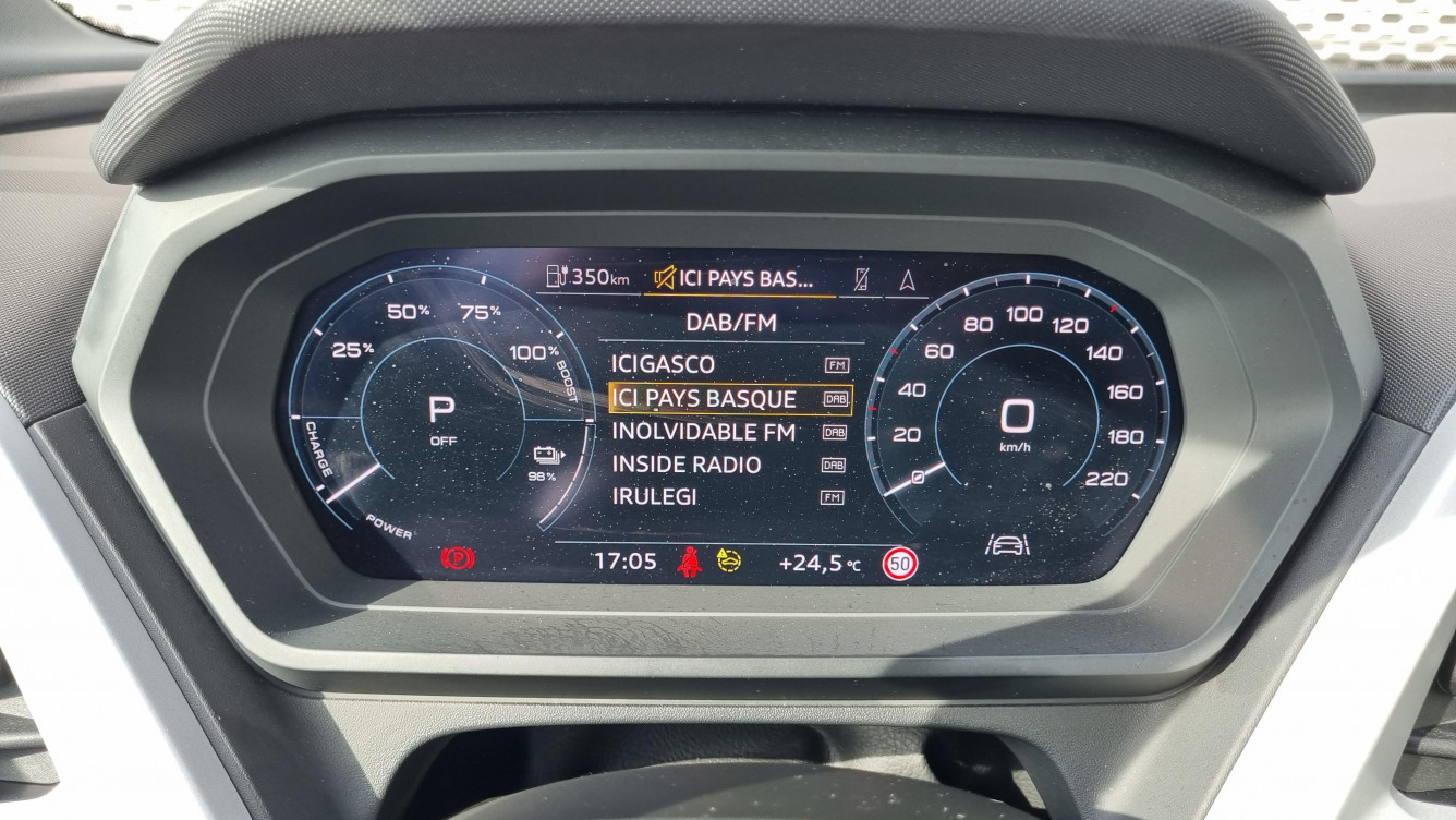 Acheter Audi Q4 Q4 e-tron 45 285 ch 82 kWh Design 5p occasion dans les concessions du Groupe Faurie