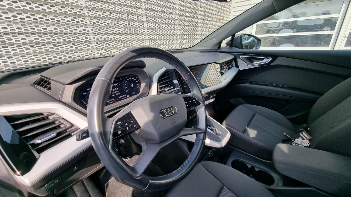 Acheter Audi Q4 Q4 e-tron 45 285 ch 82 kWh Design 5p occasion dans les concessions du Groupe Faurie