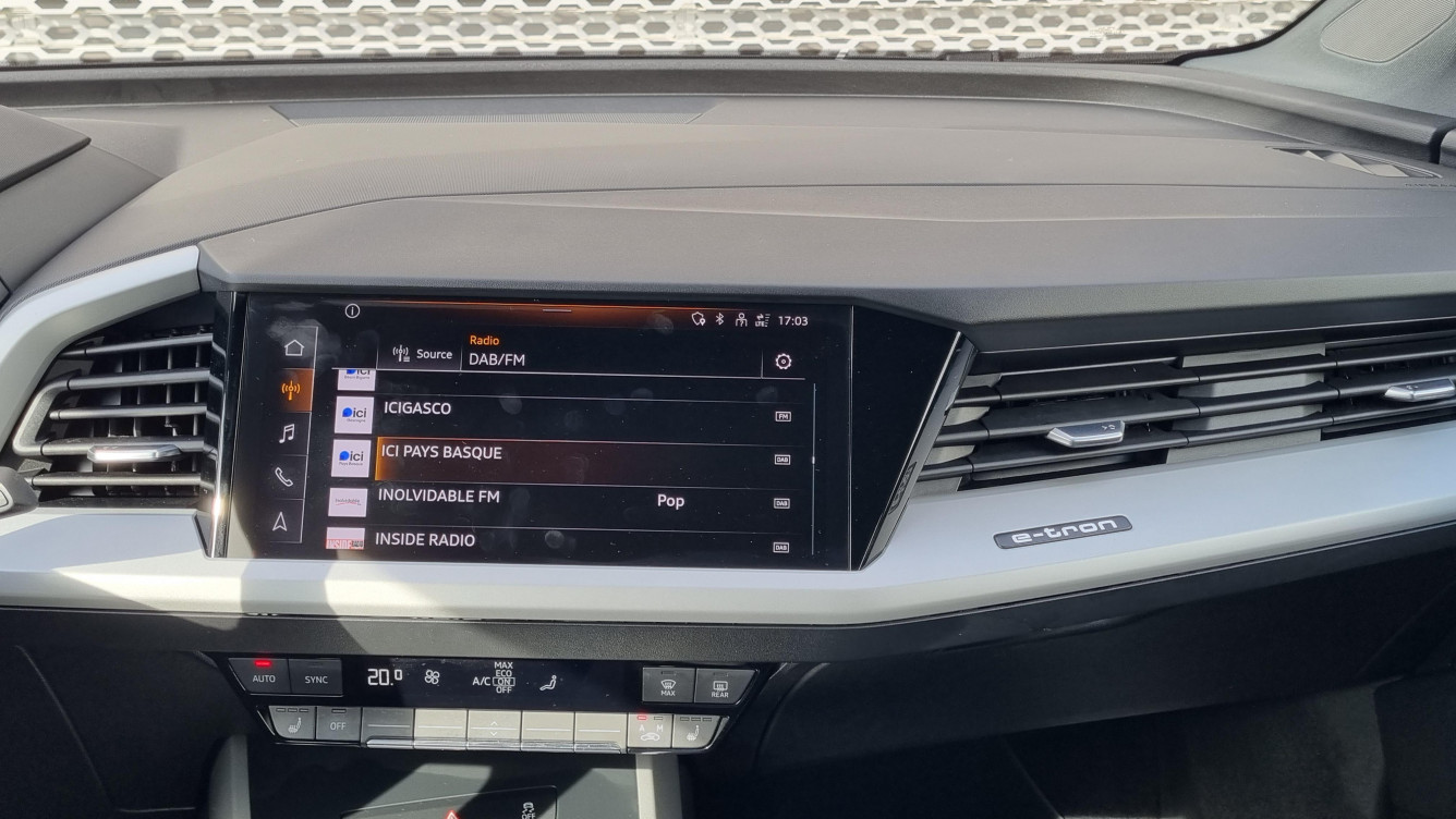 Acheter Audi Q4 Q4 e-tron 45 285 ch 82 kWh Design 5p occasion dans les concessions du Groupe Faurie