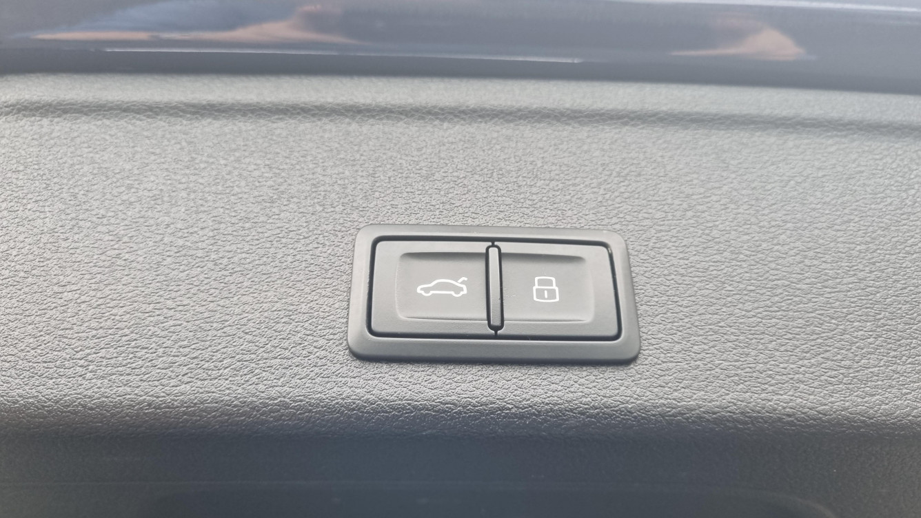 Acheter Audi A4 Avant A4 Avant 35 TDI 163 S tronic 7 Business Line 5p occasion dans les concessions du Groupe Faurie