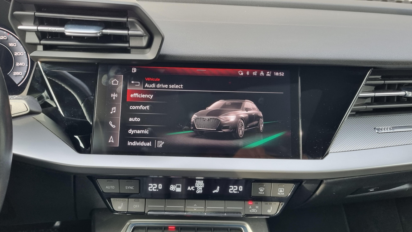 Acheter Audi A3 Sportback A3 Sportback 35 TFSI Mild Hybrid 150 S tronic 7 Design Luxe 5p occasion dans les concessions du Groupe Faurie