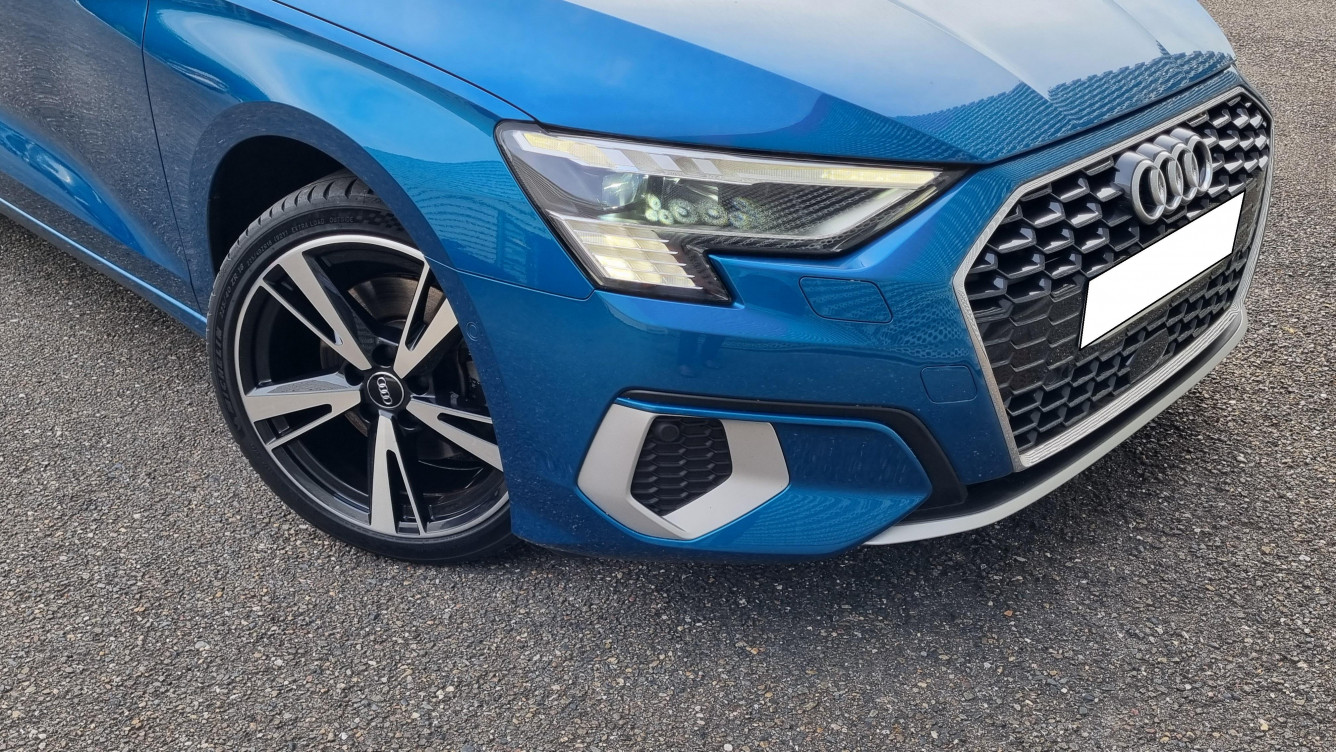 Acheter Audi A3 Sportback A3 Sportback 35 TFSI Mild Hybrid 150 S tronic 7 Design Luxe 5p occasion dans les concessions du Groupe Faurie