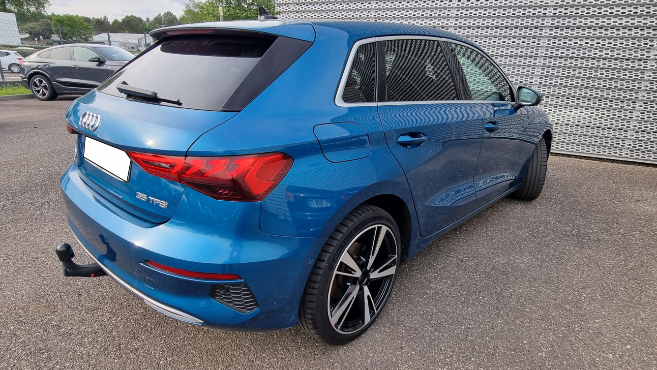 Acheter Audi A3 Sportback A3 Sportback 35 TFSI Mild Hybrid 150 S tronic 7 Design Luxe 5p occasion dans les concessions du Groupe Faurie