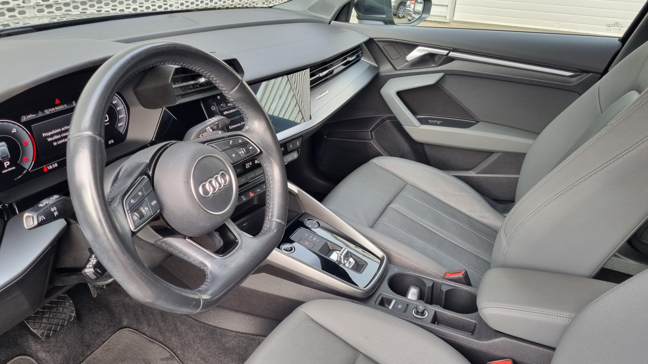 Acheter Audi A3 Sportback A3 Sportback 35 TDI 150 S tronic 7 Design Luxe 5p occasion dans les concessions du Groupe Faurie