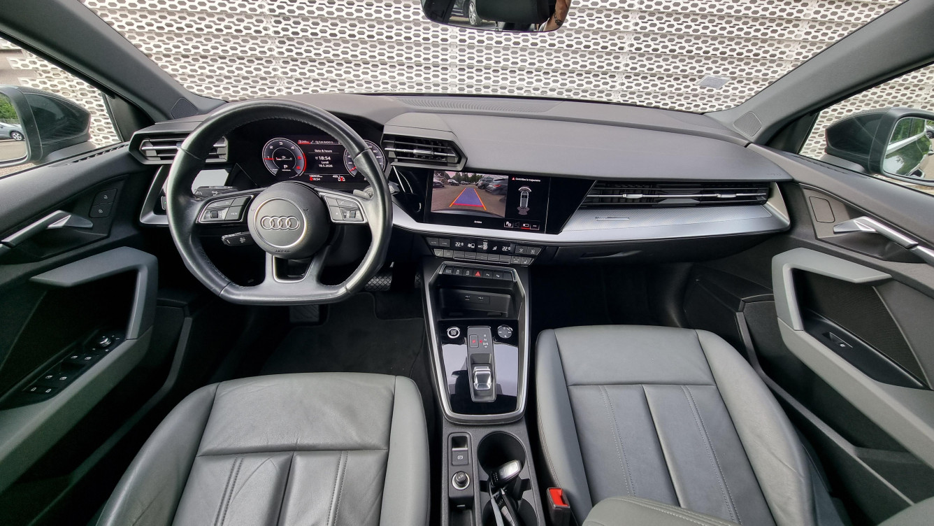 Acheter Audi A3 Sportback A3 Sportback 35 TDI 150 S tronic 7 Design Luxe 5p occasion dans les concessions du Groupe Faurie