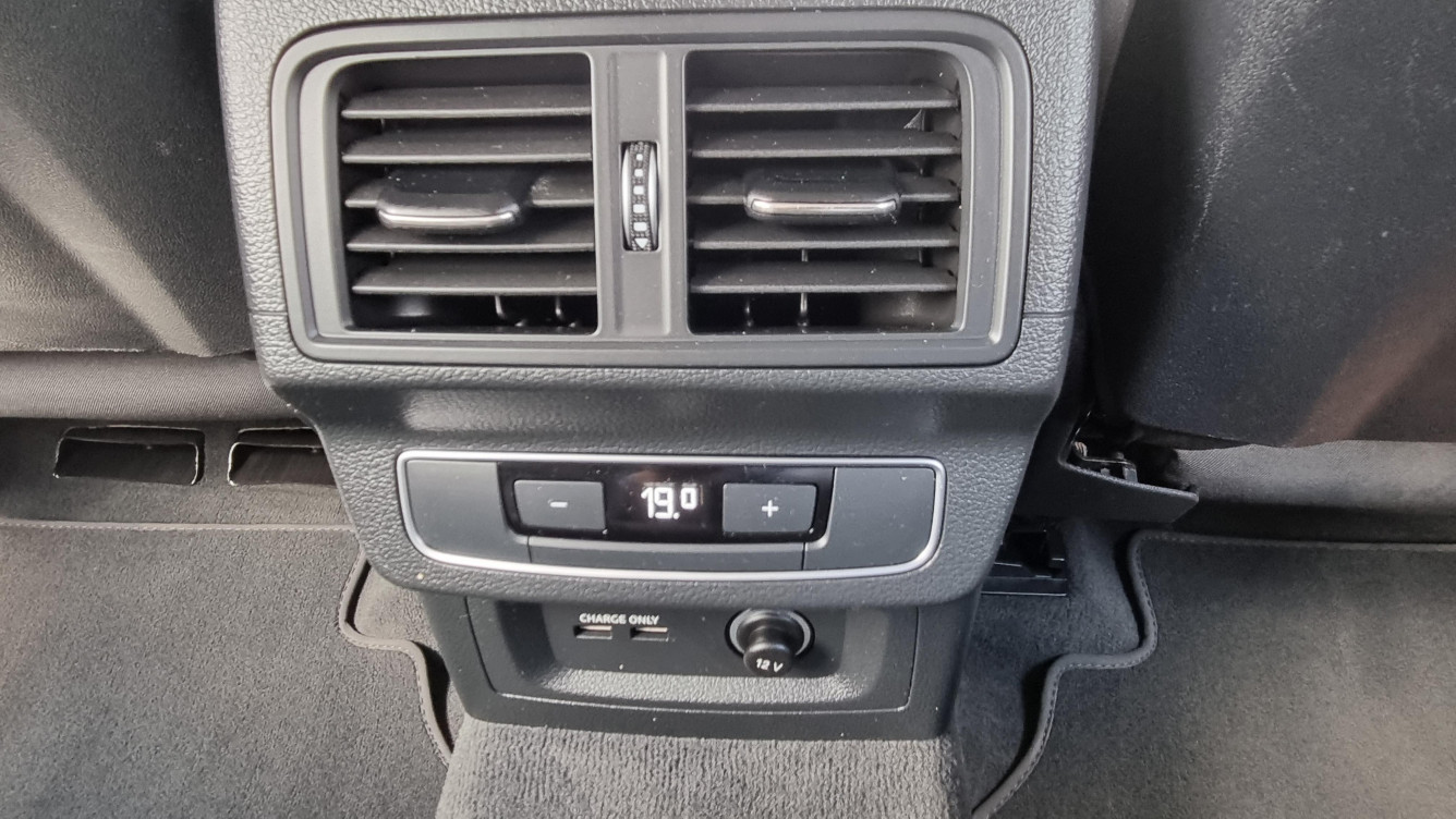 Acheter Audi Q5 Q5 40 TDI 204 S tronic 7 Quattro Business Executive 5p occasion dans les concessions du Groupe Faurie