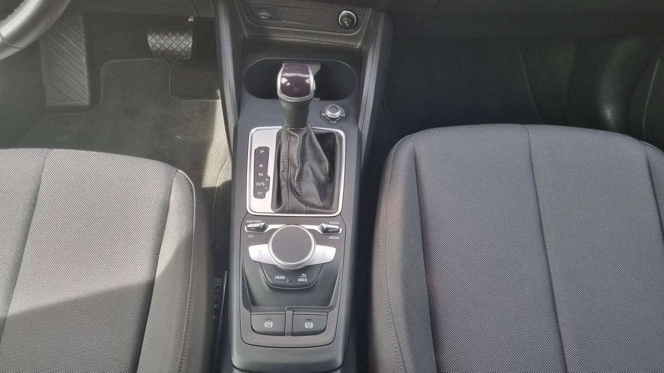 Acheter Audi Q2 Q2 35 TFSI 150 S tronic 7 Business line 5p occasion dans les concessions du Groupe Faurie