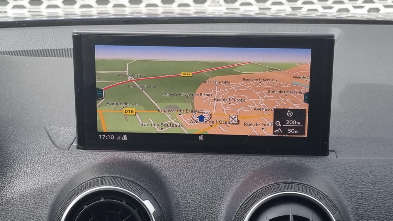 Acheter Audi Q2 Q2 35 TFSI 150 S tronic 7 Business line 5p occasion dans les concessions du Groupe Faurie