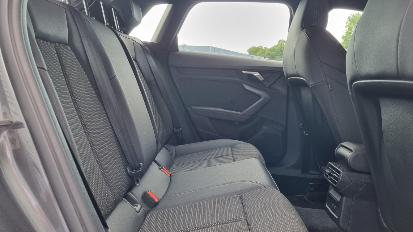 Acheter Audi A3 Sportback A3 Sportback 30 TDI 116 S Line 5p occasion dans les concessions du Groupe Faurie