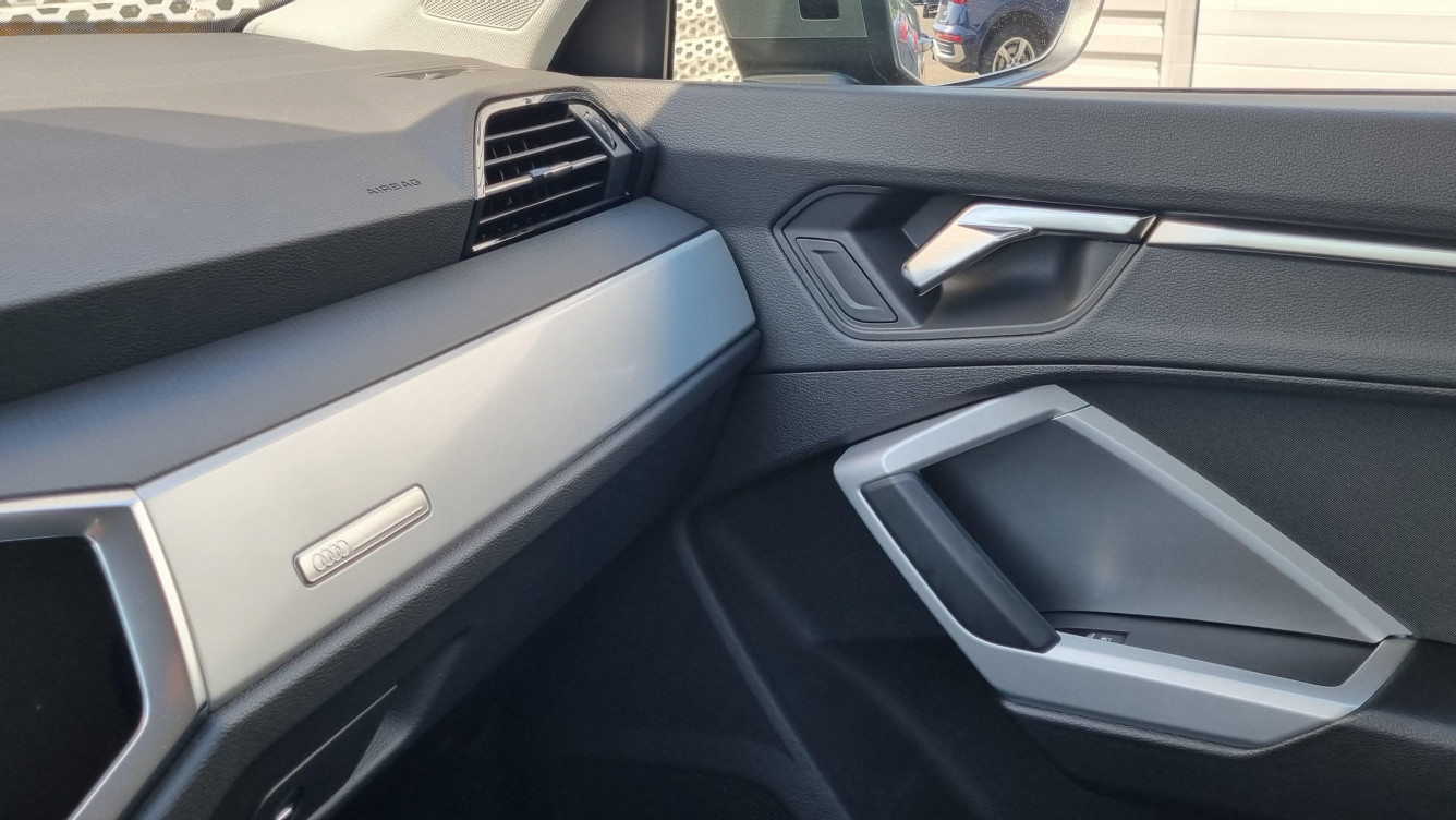 Acheter Audi Q3 Q3 35 TDI 150 ch S tronic 7 Advanced 5p occasion dans les concessions du Groupe Faurie