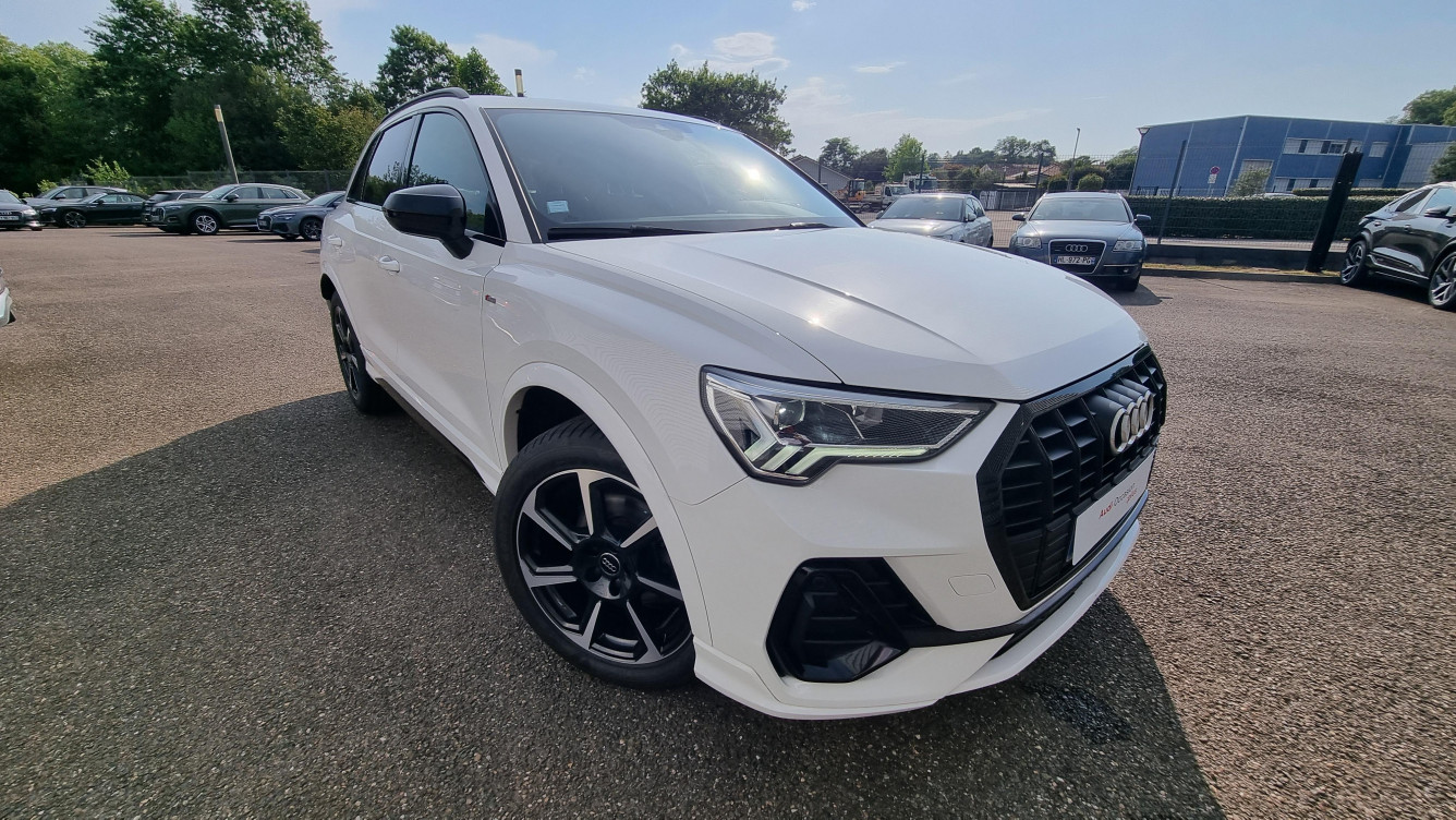 Acheter Audi Q3 Q3 35 TFSI 150 ch S tronic 7 S Edition 5p occasion dans les concessions du Groupe Faurie