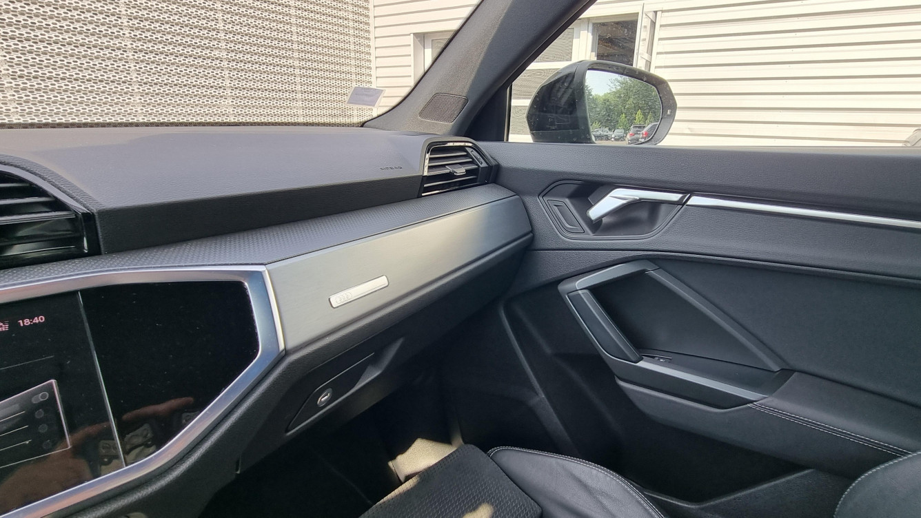 Acheter Audi Q3 Q3 35 TFSI 150 ch S tronic 7 S Edition 5p occasion dans les concessions du Groupe Faurie