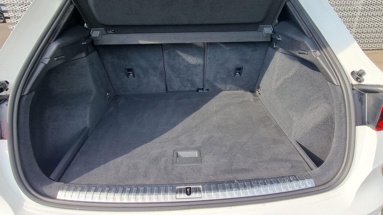 Acheter Audi Q3 Q3 35 TFSI 150 ch S tronic 7 S Edition 5p occasion dans les concessions du Groupe Faurie