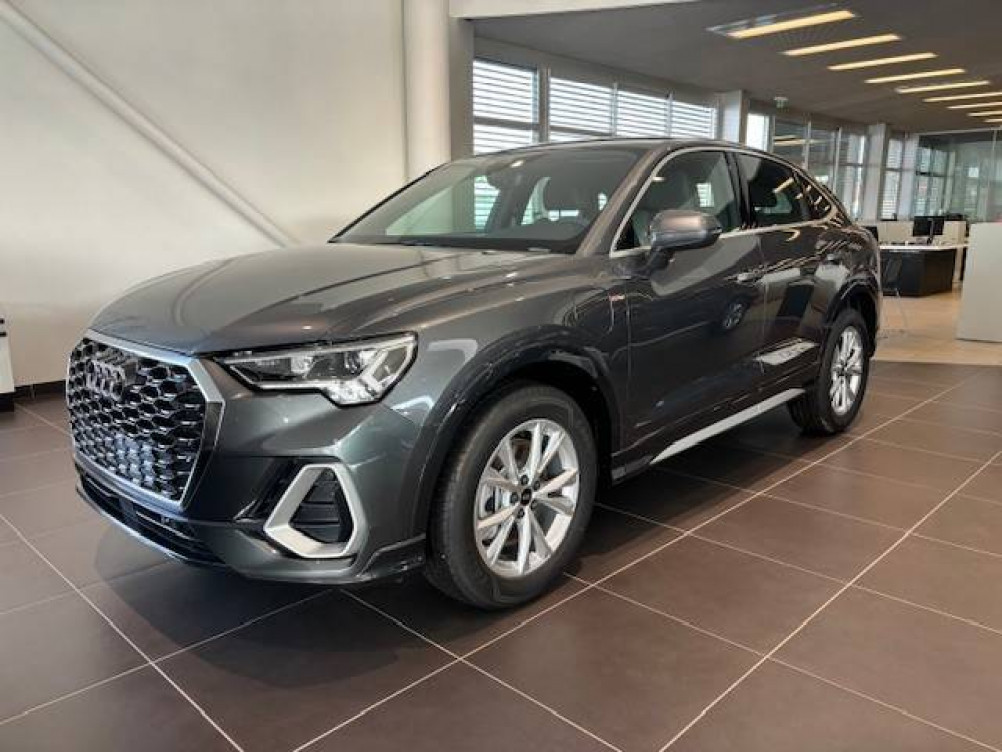Acheter Audi Q3 Q3 Sportback 45 TFSIe  245 ch S tronic 6 S line 5p neuf dans les concessions du Groupe Faurie