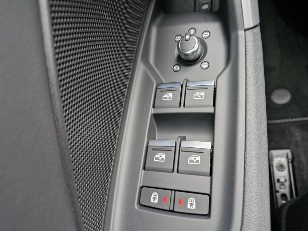 Acheter Audi A3 A3 Sportback 35 TDI 150 S tronic 7 S line 5p neuf dans les concessions du Groupe Faurie