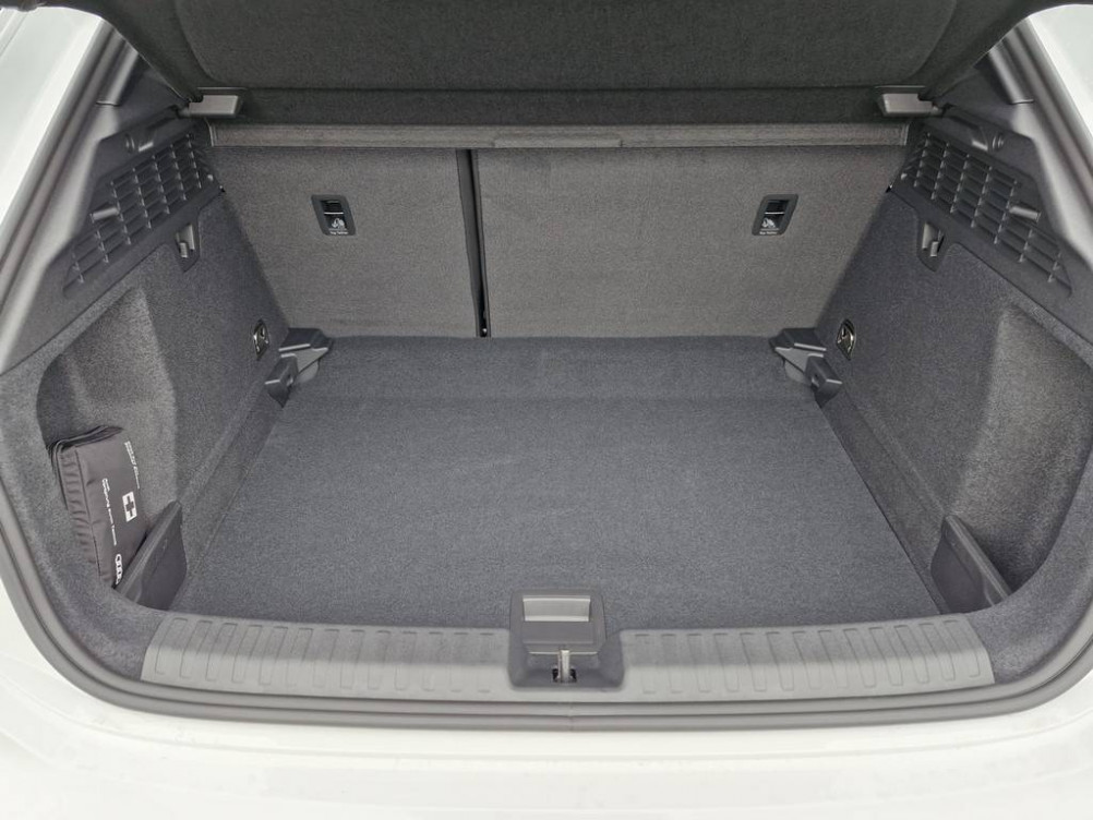 Acheter Audi A3 A3 Sportback 35 TDI 150 S tronic 7 S line 5p neuf dans les concessions du Groupe Faurie